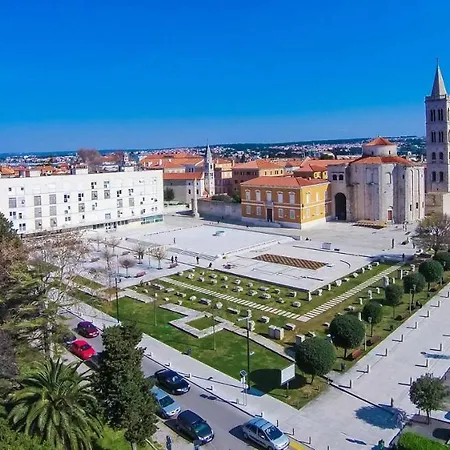 Melani Near Center Апартаменты *